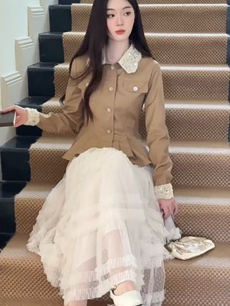 穿上它秒变气质女神,法式收腰套装太显瘦了! 姐妹们!秋冬穿啥?这款时尚套装让你温暖又高级!#高级感穿搭#秋季穿搭#气质穿搭#套装#2025年秋季都流行穿什么