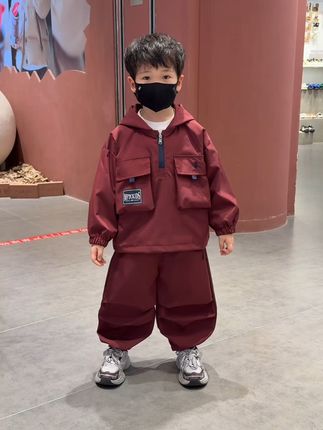 小朋友的童年就这么一个,我给你品质好的,你就负责随意造#秋季新款 #男童穿搭 #高品质童装
