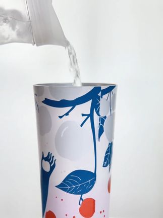 焱煌色彩温变粉,环保型18度冷变色粉。 #温变粉 制品,加入冰水,结下盛夏的果实。需要开发#冷变色杯 #冷变铝杯 #变色杯 #冷感变色杯 ,欢迎咨询合作。