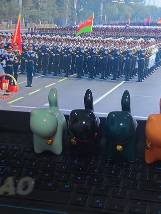 超萌猫咪手办,办公桌上的治愈系小伙伴! 这个超可爱的猫咪装饰品!放在办公桌、电视柜都好看~快来看看吧!#好物推荐🔥#家居好物#也太可爱了吧#创意摆件#家居摆件