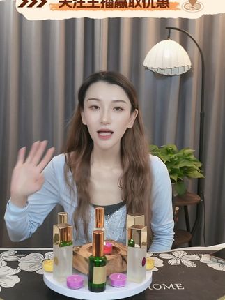 告别干燥!玫瑰喷雾让你随时焕发自然香气 想让家里香气持久?这款香薰喷雾帮你搞定!#洗护好物#女生必备#伪体香#香水推荐#秋天的情绪价值是好皮肤给的