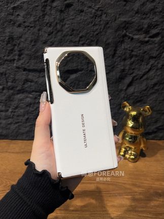 双中轴=双倍安全感!华为Mate XTs/XT素皮壳全包防摔 双中轴=双倍安全感!华为Mate XTs/XT素皮壳全包防摔,加高镜头自由拍,三折叠形态吸睛王! #华为matexts手机壳 #华为matext手机壳