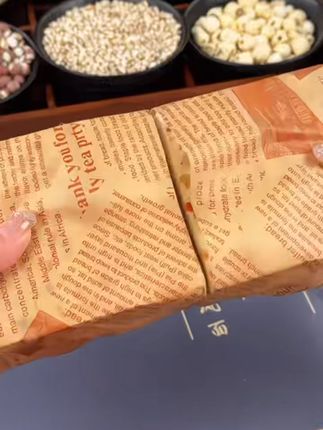 早餐新选择!千层茯苓糕,营养又健康! 每天早上来上一块这种糕点,口感细腻、配料干净!#传统糕点#零食推荐#软糯香甜#吃货必备#需要大声安利的烟火气美食