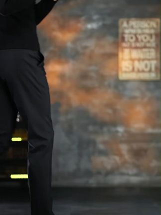 穿上它,轻松应对商务与休闲!包邮退货无忧 今天是最后一天了!明天就恢复原价啦~现在拍下还包邮哦~还有运费险呢!!#chic拉满的流光运动风穿搭 #伊能静杨家成为恩利打歌 #全抖音都在仿热巴琥珀系造型 #当我听Cortis学琥珀系穿搭 #挥拳变装挑战