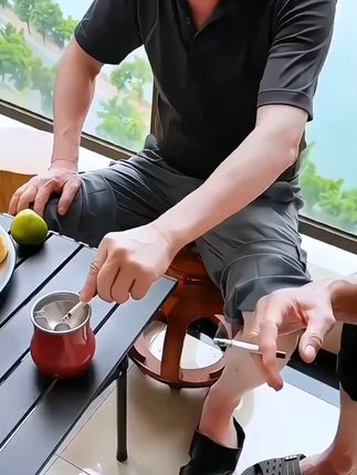 再也不怕烟灰乱飞!超实用防风烟灰缸,包邮到家 今天下午两点到四点下单送发货!~#强烈推荐 #好物推荐🔥 #好物分享 #居家好物 #车载烟灰缸