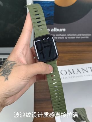 军绿黑配色低调不失优雅 #iwatch #iwatch表带 #applewatch #applewatch表带 #智能穿戴 
