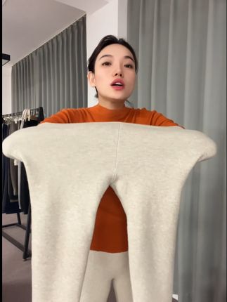 冬天不再冷!东北保暖裤,穿一次就爱上,还能免费退哦 秋冬必备!这条裤子真的太好穿了,面料柔软舒适又暖和,关键还有运费险!#保暖裤#面料柔软舒适#显瘦穿搭#加绒加厚#被秋日氛围感穿搭拿捏了