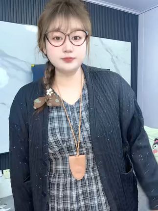 #显瘦穿搭#早秋穿搭#大码女装#遮肉显瘦穿搭#早秋穿搭三分钟出门不是梦
