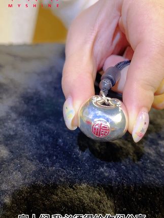 圆肚福宝吊坠,守护宝贝成长每一刻! 寓意美好的吊坠来啦!快来看看吧~#钱袋子 #福袋 #福包吊坠 #吊坠挂件
