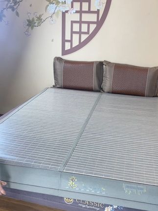 夏日清凉,一夜好眠,告别闷热黏腻,享受整晚舒适凉爽的睡眠体验 #凉席 #凉席三件套 #家纺床上用品