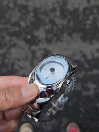 复古潮表,千禧风情,瞬间让你穿越回Y2K! 想买一款有个性的手表?这款国产品牌一定不要错过!