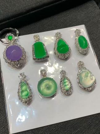 上新,有史以来起货最多的一次💕 #北京时装周和珠宝超搭的 #翡翠精品欣赏 