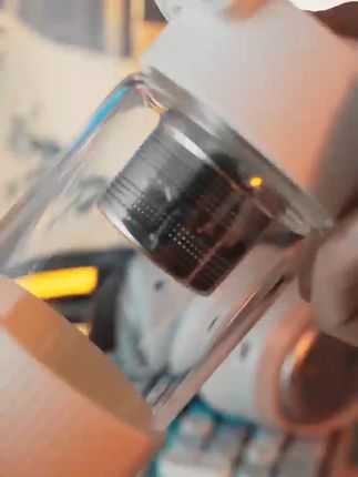 夏日必备!爱仕达茶杯,茶水分离,磁吸玻璃杯! 这个杯子真的太好用了!现在下单还有运费险,爱仕达47年国民老品牌品质有保障,轻轻一推调节浓度,茶水分离简约方便,养生人士的心头好,夏季高温,马上入伏了,快来看看吧~#爱仕达玻璃杯#水杯推荐#夏季水杯