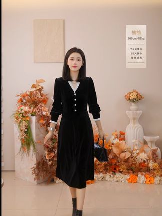 穿上这条宫廷风连衣裙,美翻全场!包邮退货无忧 新款连衣裙来喽(KWFQ50001)