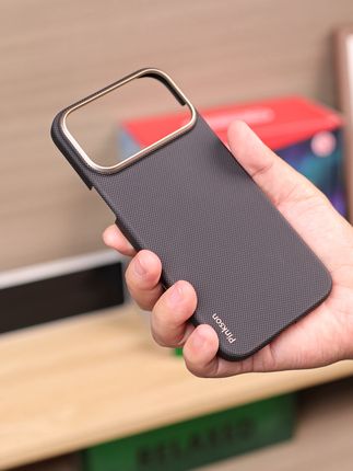 Vectran宇航服纤维手机壳,400D纹理更细腻。手感更好。搭配苹果iPhone17系列 超