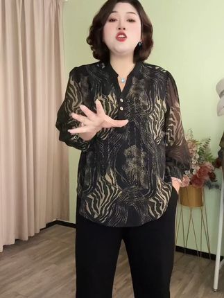 大码显瘦裤子,轻松穿脱无压力! 姐妹们!秋冬季节必备款式的裤子来咯~ 运费险活动,拍下不满意还可以退哦!!#显瘦穿搭#大码女装#显高显瘦显腿长#休闲裤#微胖女生怎么穿出早秋氛围感