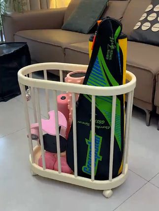 健身房大变身!神器收纳篮让器材不再乱糟糟 家里运动器械多又杂乱?试试这款能分类、还能随意挪动的收纳好物!#收纳整理#居家好物#家具#家居好物#奇葩但好用的家居好物