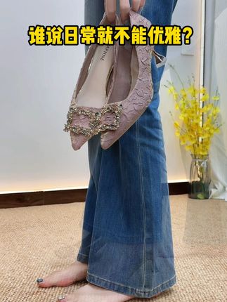 穿上这双紫色高跟鞋,宴会全场焦点! 姐妹们!这款鞋子真的太好看了吧!!! 超级柔软舒适 高品质材质 非常高级感 好看又百搭 这款鞋子真的很火了啊~#春夏高跟鞋 #女鞋推荐 #穿搭分享 #小个子穿搭