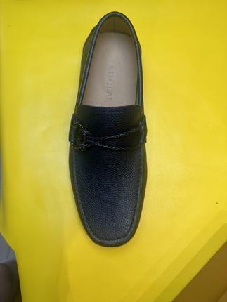 没有技巧,就是硬帅 简约,大气,时尚的男鞋 男士秋冬必备!这款鞋子不仅好看还很舒服,关键现在还有运费险哦~#入秋的第一件薄外套#早秋中性风穿搭#早秋韩系氛围感穿搭#用基础款玩转一周穿搭#早秋松弛感穿搭