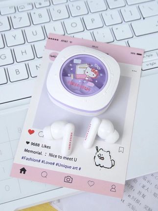 这款耳机不仅颜值在线,音质也杠杠的,关键价格还这么划算! #凯蒂猫耳机 #耳机 #国庆假期被安排明白了