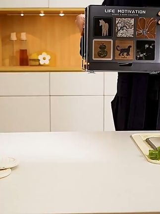 厨房杂乱无章?这款刀架帮你搞定!包邮退货无忧 这个小物件真的太好用了!不仅能把各种餐具都放进去,还能当砧板支架。关键现在下单还包邮哦~还有运费险,不喜欢还可以退掉#厨房必备神器#厨房收纳#厨房必备#免打孔#在改造的小家里感受生活的温度