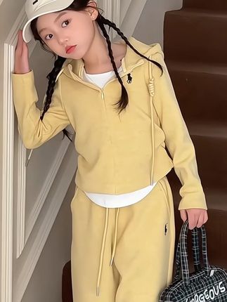 降温了,给女儿这样穿搭也太好看了 #生女儿就是用来打扮的 #骗你生女儿  #高品质童装  #萌娃穿搭  #每日童装穿搭分享