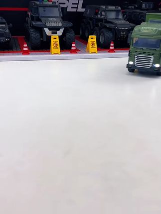 合金声光诺玛迪森仿真房车可开门惯性滑行工程车儿童男孩汽车玩具#儿童玩具 #合金房车 #仿真工程车 #惯性滑行 #男孩玩具