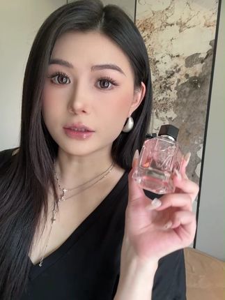 喜欢淡雅东方香调的姐妹冲这个护手霜,又好用又好闻 #护手霜
