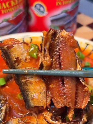 红塔茄汁鲭鱼,辽宁老字号,味道非常纯正,很鲜美,鱼肉也鲜嫩#味道好极了 #红塔 #茄汁鲭鱼