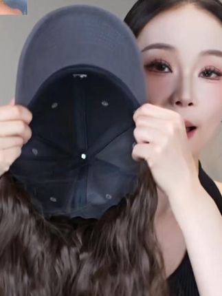 婷子假发/新款小狐狸刺绣帽子假发一体气质大波浪百搭显脸小假发#帽子控看过来 #夏季必备 #时尚单品 #修饰脸型 #出游穿搭