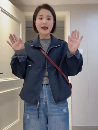 设计感格子拼接短外套女欧洲站早秋新款时尚休闲百搭显瘦夹克上衣#外套 #秋季穿搭 #百搭外套 #夹克外套 #上衣