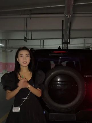 只需要一条灯带,就能把我们坦克三百的后备箱氛围感直接拉满,当咱们车门贴近时候,这个车灯它是自动关闭的,然后打开这个车灯就会自动亮起来 #氛围灯 #坦克300 #坦克400 #坦克500 #硬派越野