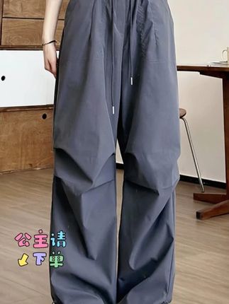 灰色工装裤女2025秋季新款美式运动爵士舞街舞降落伞裤酷飒休闲风#显高显瘦显腿长 #百搭裤子 #ootd穿搭 #好物推荐🔥 #搭配技巧