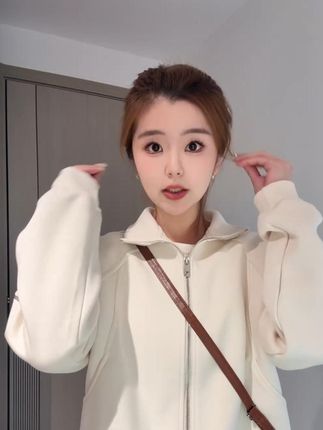 紫色拉链卫衣女外套秋冬新款设计感宽松夹克开衫短款小个子上衣女#ootd穿搭 #今天穿什么 #上衣 #女装 #小个子女生