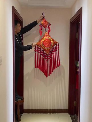 民族风特色刺绣百福双面挂饰客厅玄关背景年画批发厂家2024*新款#民族风挂饰 #百福挂饰 #客厅装饰 #玄关背景画 #特色刺绣