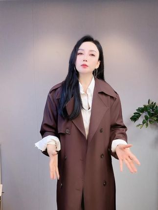 2025年秋季英伦风翻领中长款风衣外套#高级感穿搭 #辣妹穿搭 #穿搭 #穿出高级感 #ootd穿搭