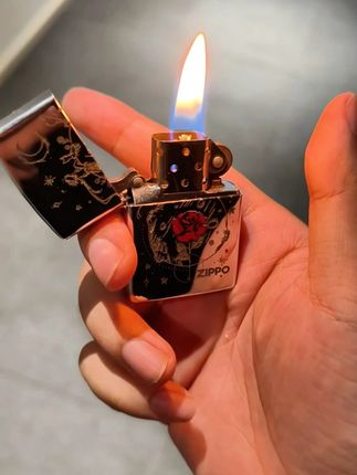 #zippo 离开玫瑰的小王子,才读懂什么是‘独一无二