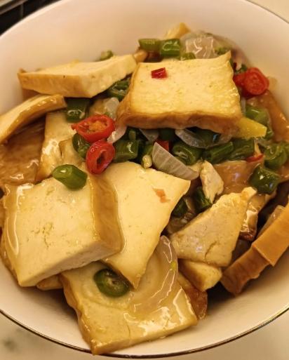 太好吃了!大坝豆腐,老婆孩子抢着吃,好吃到爆!多吃了还想吃#武岗豆腐 #湖南特产