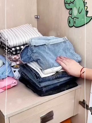 给衣柜整上几个#千鸟格收纳盒 也太实用了,解決了我衣柜乱糟糟的问题,拿取方便还节省空间#居家好物 #收纳整理 #内衣裤收纳盒