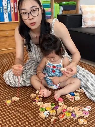 大颗粒实木串珠子益智玩具