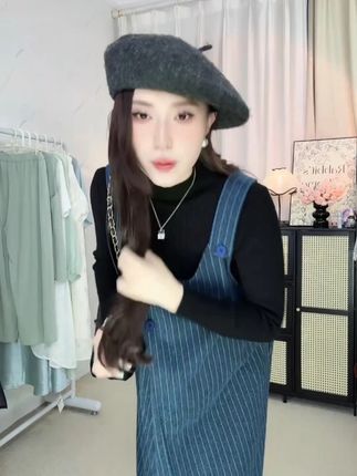 孕妇连衣裙套装2025新款秋冬条纹背带裙针织打底衫宽松显瘦两 孕妇连衣裙套装2025新款秋冬条纹背带裙针织打底衫宽松显瘦两件套+厚款福利!藏肉穿搭两件套大减价