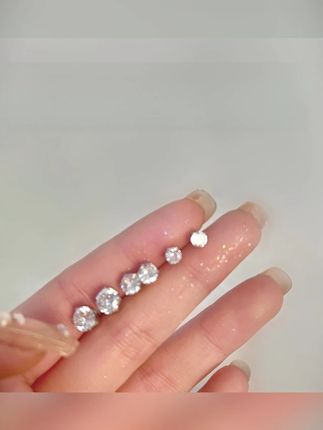 合金耳饰 【3对装】超闪锆石迷你小巧百搭免摘养耳洞水钻小耳钉ins#合金耳饰 #超闪锆石 #迷你耳钉 #百搭耳饰 #养耳洞