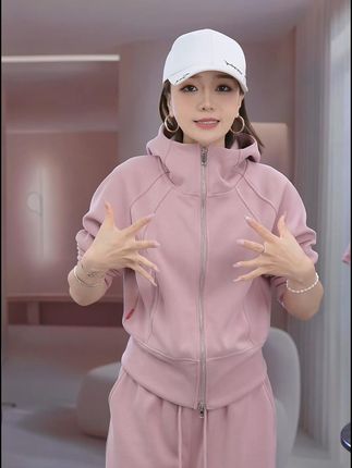 极简风休闲风时尚套装阔腿裤秋冬连帽显瘦高腰高级感两件套#套装 #爆款热卖中 #新品上新 #运动穿搭 #今年最流行穿搭
