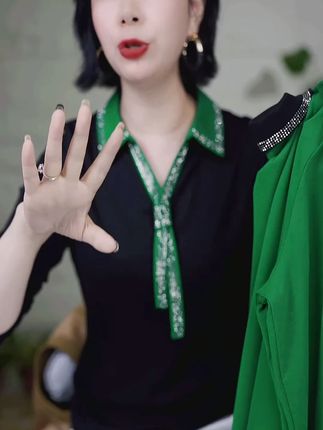 秋风吹,心也轻轻晃 #穿出自己的风格 #谁穿谁好看 #洋气减龄 #穿搭 #时尚