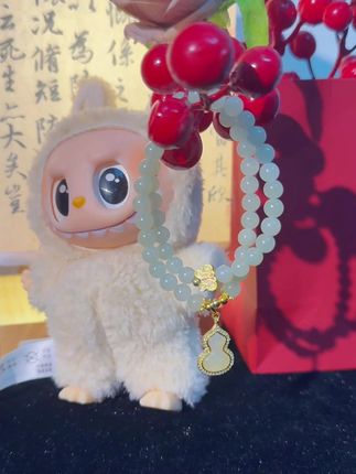 潮宏基双圈福禄 细节处见真章,搭配间显个性#和田玉 #别划走 #认识一下