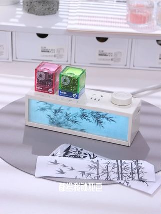 救命!真的有被这款插座惊艳到!! 太会设计了!居然是灯箱和插排的结合 放在桌面是可以当摆件的 36瓦氮化镓快充 实用性也拉满!#好物推荐🔥 #数码科技 #科技改变生活 #家居好物 #种草好物