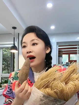 【买3斤送2斤】手工红薯粉条 老家特产农家手工细粉  自然晾 #种草 #草帽姐 #粉条 #好物推荐🔥