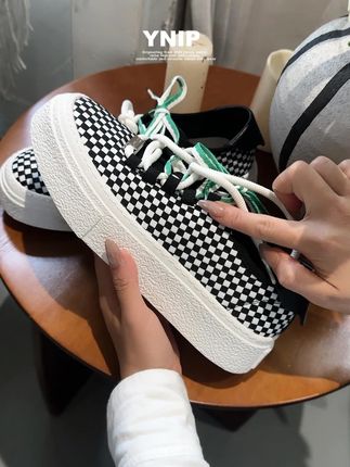 穿过都不想再穿别的鞋子了,这款板鞋舒服到不想脱下来 #鞋子分享 #潮鞋推荐 #鞋控日常