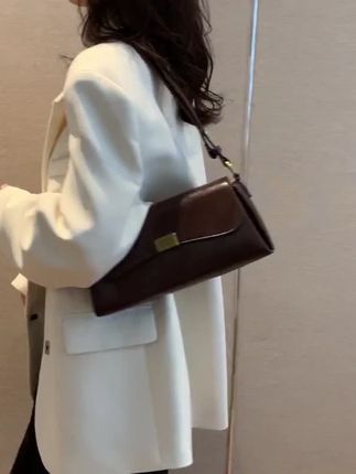 2024新款女士斜挎腋下包,简约有质感 #2024包包 #斜挎包 #2024女士包 #复古轻奢女包 #复古轻奢