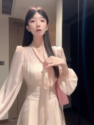 温柔千金风长款v领收腰长袖雪纺连衣裙女秋季法式复古气质裙子 #温柔千金风 #长款v领收腰长袖 #连衣裙女秋季 #法式复古气质裙子 #温柔风
